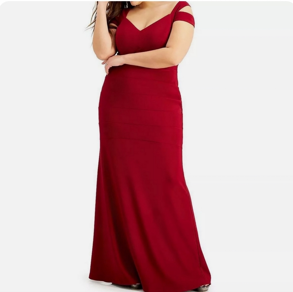 Emerald Sundae, US 14, red formal gown